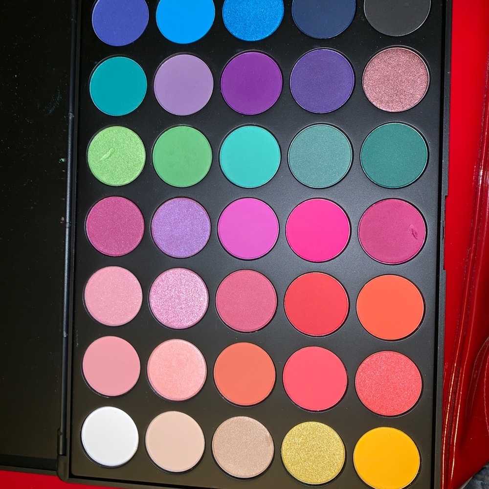 Morphe palette